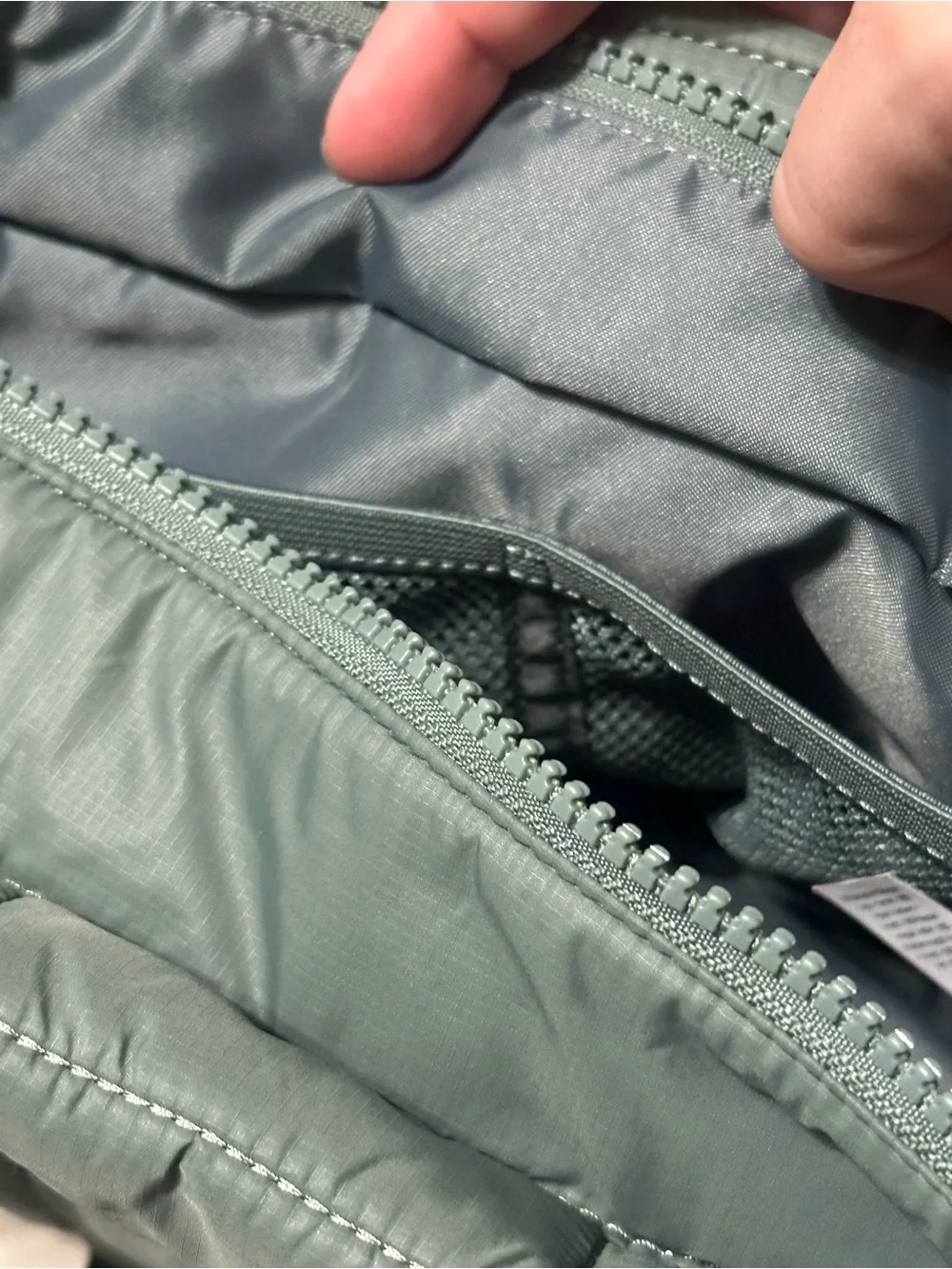 lululemon athletica Quilted Puffer Crossbody Bag in Sage